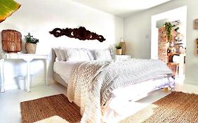 Sunny Bali Cottage